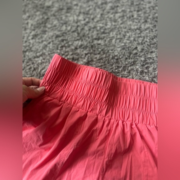 Women’s JOYLAB High Rise Active Pleated Panel Shorts Size XS - Picture 2 of 6